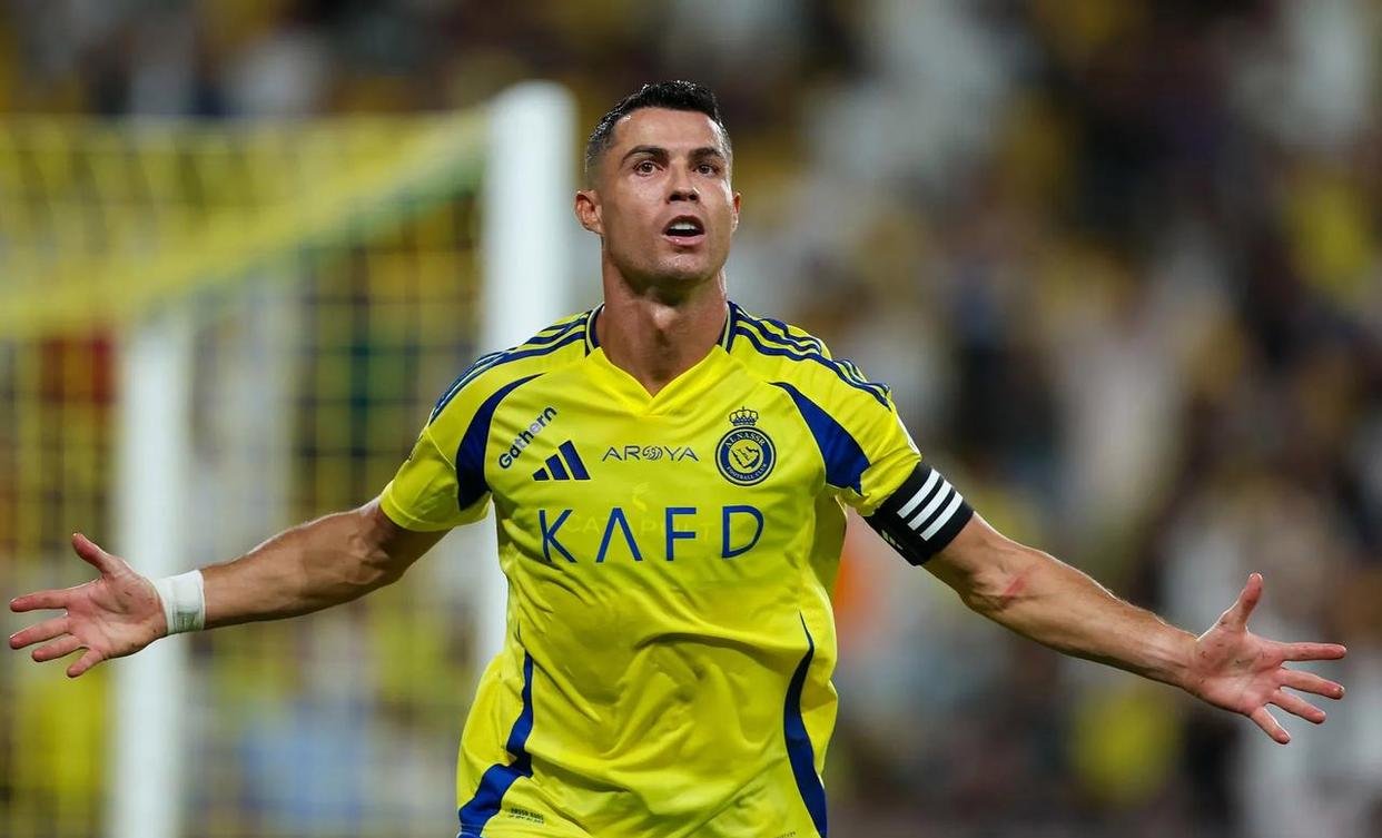 AC米兰绝杀尤文，C罗梅开二度亚洲杯的简单介绍